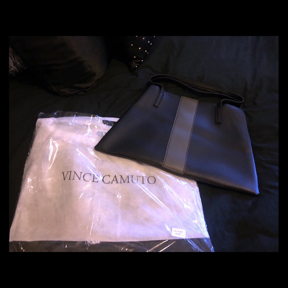 NWT Vince Camuto tote